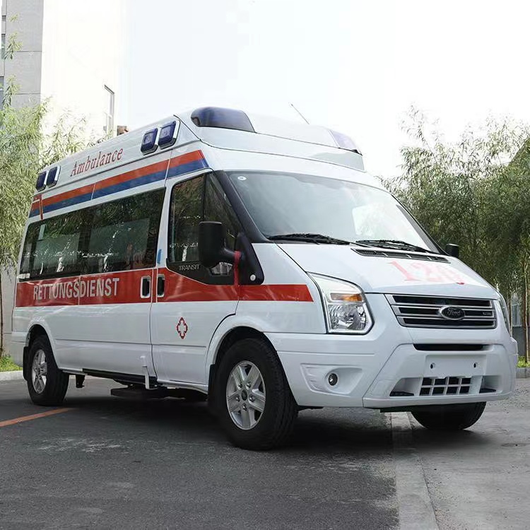 新源行动不便者长途救护车租赁：安全转运的核心注意事项​